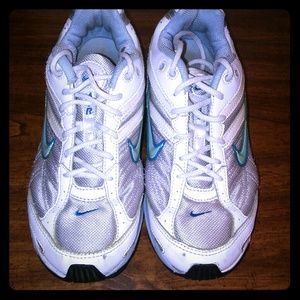 Woman's Nike Air Dual d